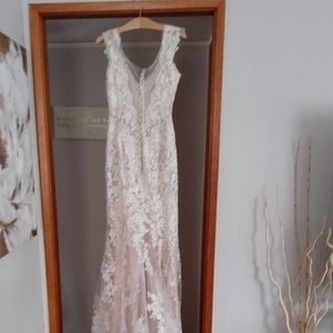 Elle Romance Lace Gown